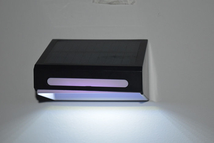 RGB 変形 防水 壁灯 LED 庭灯 太陽光 フェンス ドック ランプ 太陽光 屋外灯