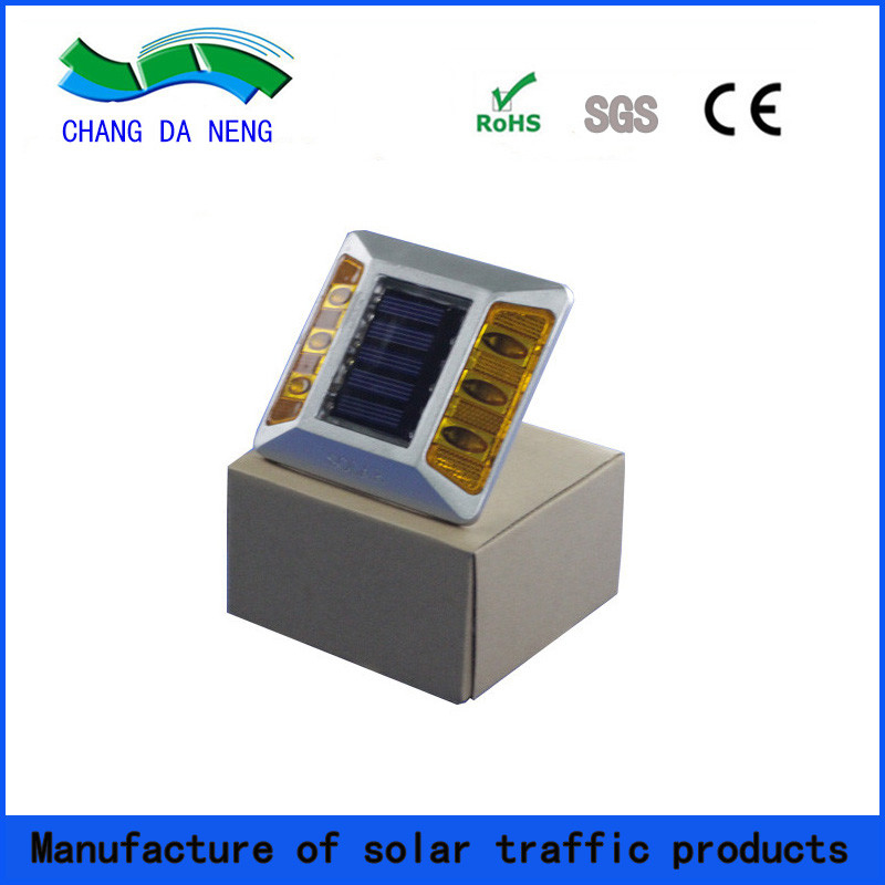 白/黄色/赤/ブル/緑 極端な温度のための太陽光発電の道路標識