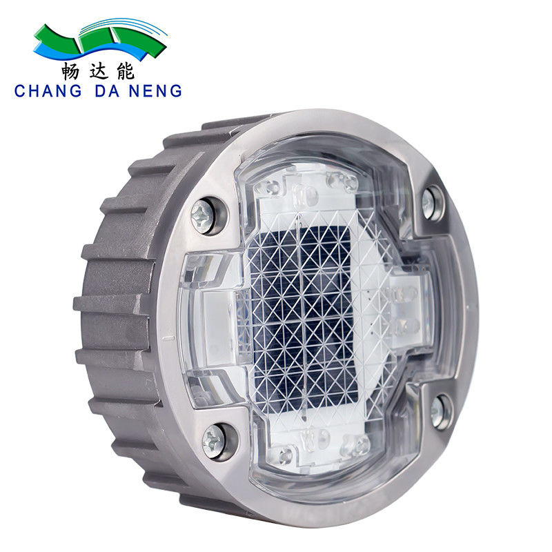 最適な道路可視性と性能のためのNi-Mh電池駆動太陽光LEDスタッド