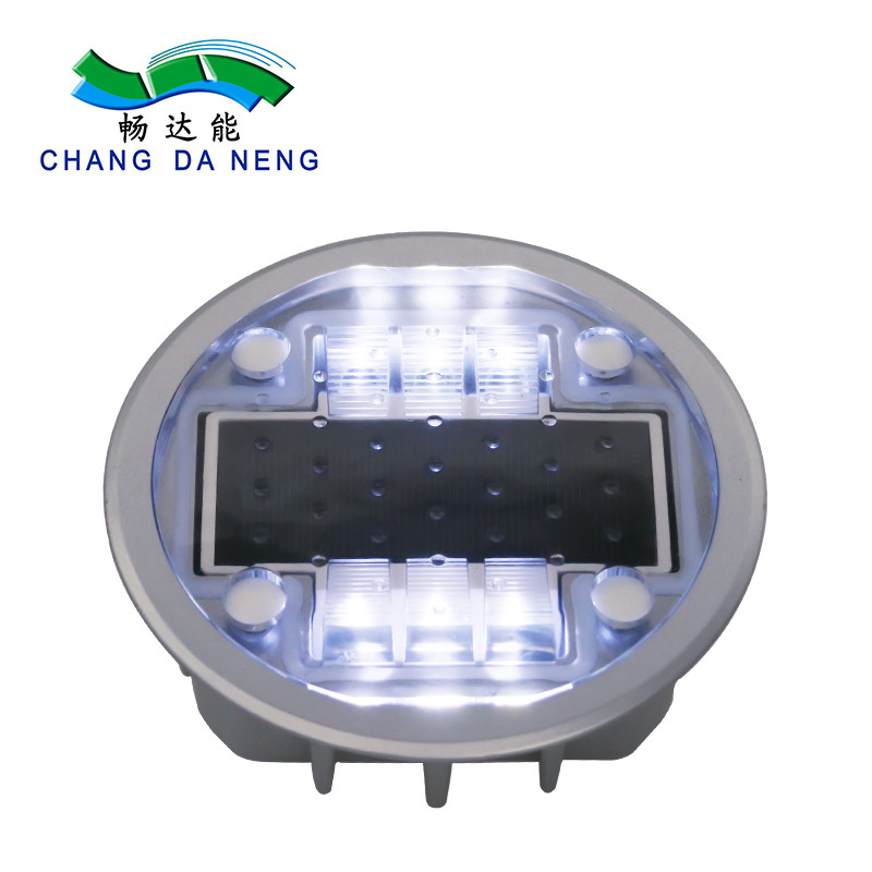 136*52mm ソーラーロードスタッド IP68 防水 LED 光源 -20C-60C 温度