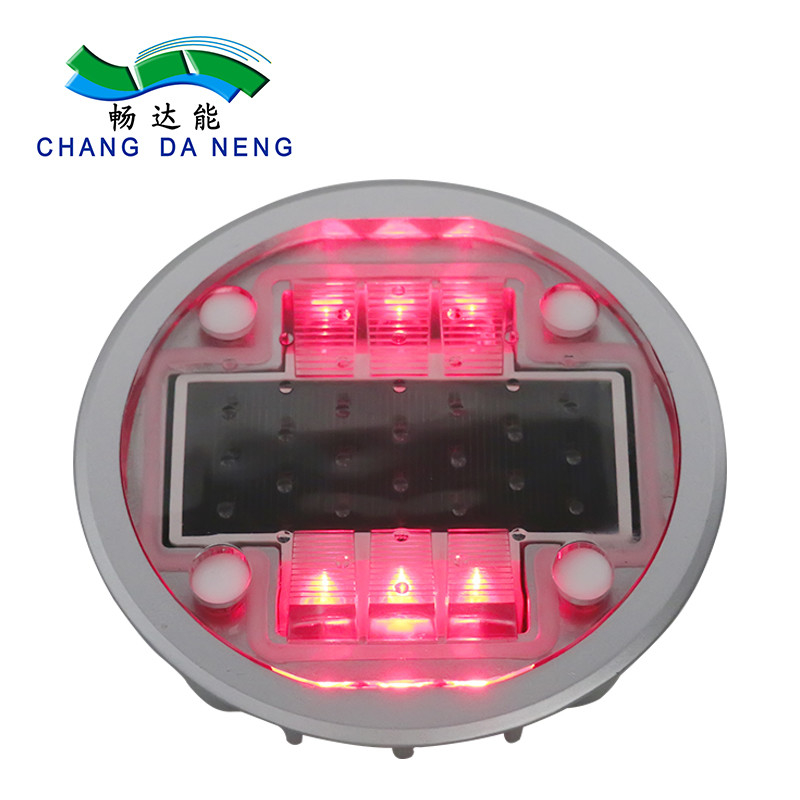 136*52mm ソーラーロードスタッド IP68 防水 LED 光源 -20C-60C 温度