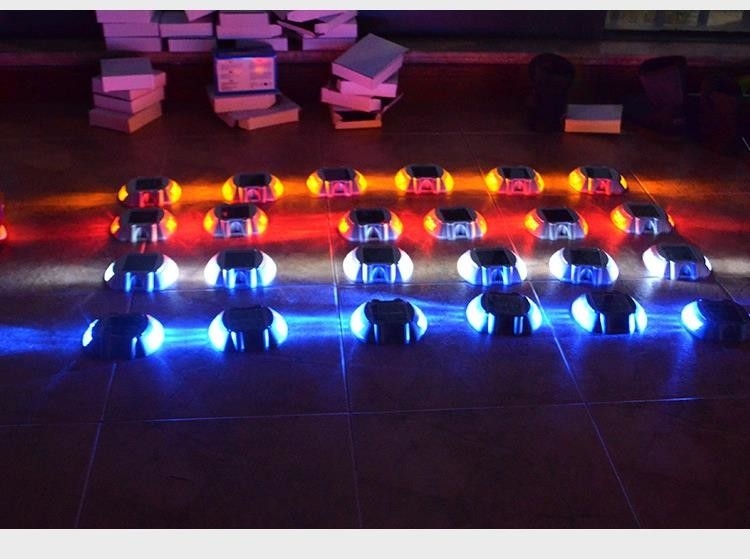 ホースシュー アルミニウム 鋳型 シェル 太陽光路灯 マーカー 高衝撃耐性 LED路灯