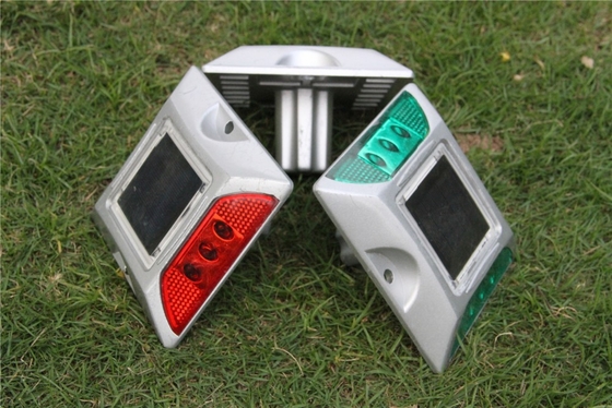 LED色 赤/黄色/緑/青/白 太陽光道路ストッド 太陽光板 2.5V/120MA モノクリスタル