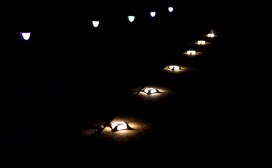 防水太陽デッキはLED私道/Rodeside/庭のための太陽動力を与えられた階段ステップ ライトをつける