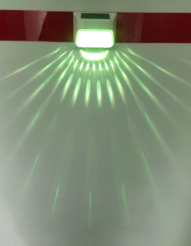 LEDの壁の屋外の装飾のための太陽動力を与えられた庭ライト